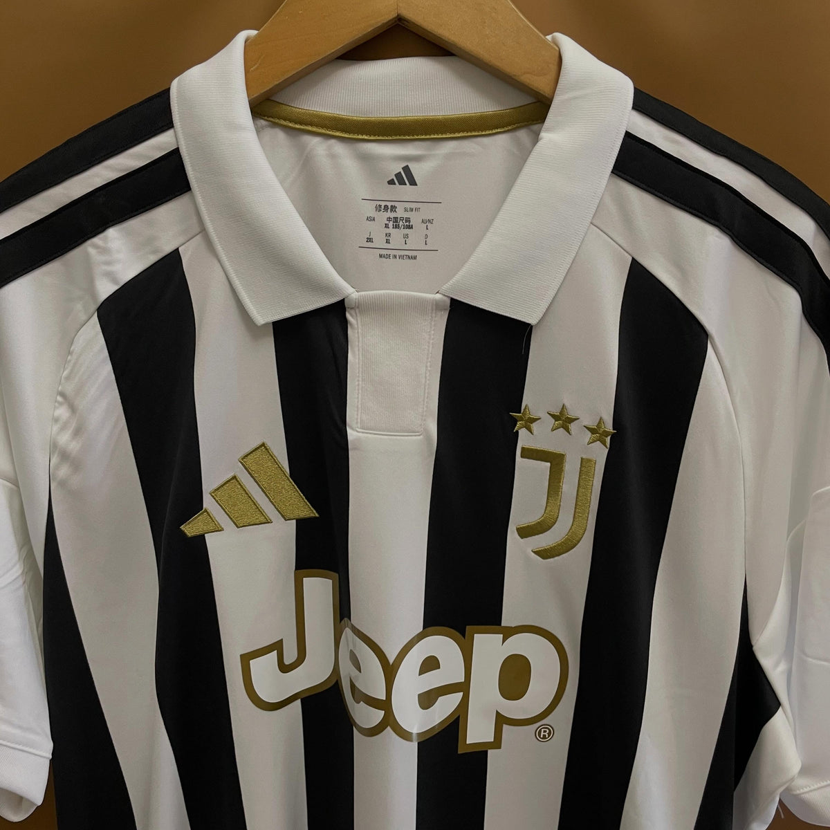 Juventus Home 26/26 -  Embroidery Edition